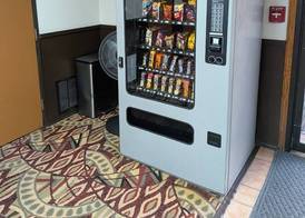Super 8 by Wyndham Plano/Dallas Area 5