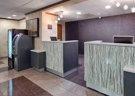 Grand Vista Richmond Airport Hotel 2