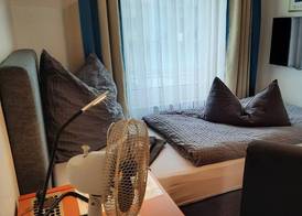 Hotel Merlin 2