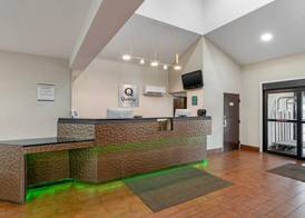 Quality Inn Kansas City International Airport 5