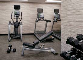 Courtyard by Marriott Kansas City Airport 4