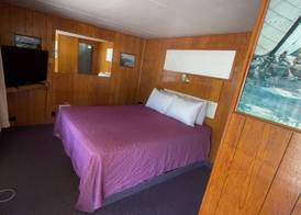 Robbins Motel 5