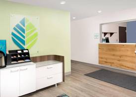 WoodSpring Suites Chicago Tinley Park 2