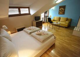 Hotel Emen 5