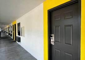 Days Inn & Suites by Wyndham Columbia Airport 5