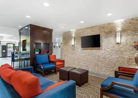 Comfort Inn & Suites Houston FM1960 - Champions 4