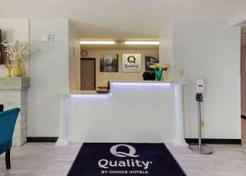 Quality Inn Lee - Lenox South 2