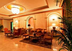 Magnum Hotel & Suites West Bay 4