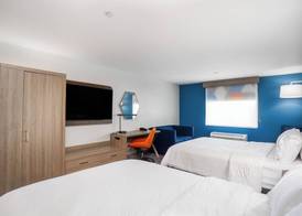 Holiday Inn Express & Suites Cedar Rapids NE - Marion by IHG 5