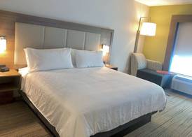 Holiday Inn Express & Suites RALEIGH AIRPORT - BRIER CREEK by IHG 5