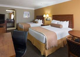 Best Western Angleton Inn 5