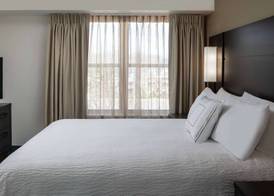 Sonesta ES Suites Fairfax Fair Lakes 3