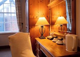 The Vestry 5