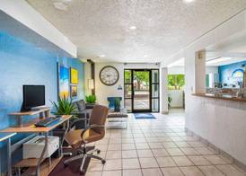 Days Inn by Wyndham Raleigh Glenwood-Crabtree 4