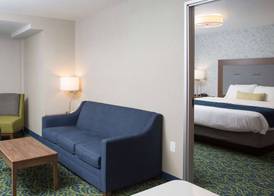 Best Western Plus Portsmouth Hotel & Suites 5