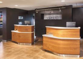 Courtyard by Marriott Orlando Airport 4