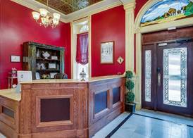Historic Elgin Hotel 4