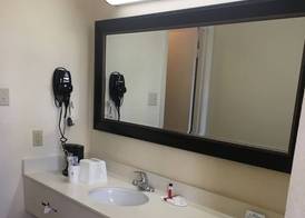 Super 8 by Wyndham New Orleans 5