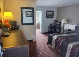Branson Victorian Inn 5