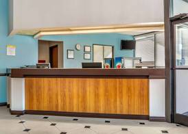 Days Inn & Suites by Wyndham Rocky Mount Golden East 2