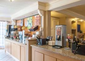 La Quinta Inn New Orleans Veterans-Metairie 2