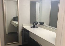 La Quinta Inn by Wyndham Austin Oltorf 5