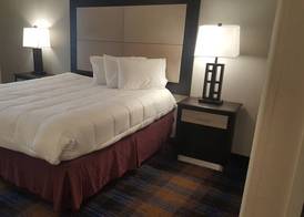 Regency inn and Suites 2