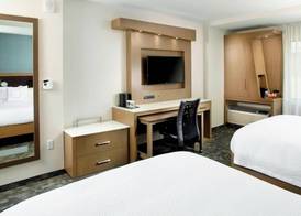 Courtyard by Marriott Akron Downtown 3
