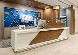 Holiday Inn Express & Suites PALM DESERT - MILLENNIUM by IHG 2