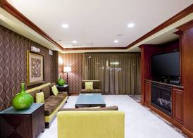 Holiday Inn Express & Suites WOODLAND HILLS by IHG 2