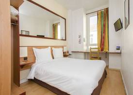 Hôtel Bosquet Pau Centre - Self Check In Budget Hotel 2
