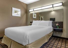 Microtel Inn & Suites By Wyndham Sylva Dillsboro Area 5