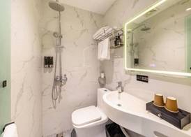 Moli Hotel (Guangzhou Yongqingfang Zhongshan 8th Road Subway Station) 3