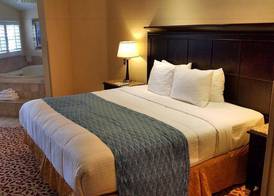 Laguna Brisas - A Beach Hotel 4