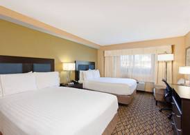 Holiday Inn Express NEWPORT BEACH by IHG 3