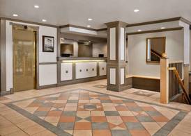 Days Inn by Wyndham Vancouver Downtown 3