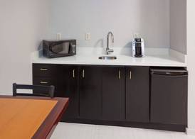 Holiday Inn Express & Suites DICKINSON by IHG 3