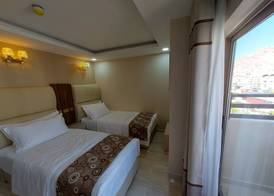 Jordan Seasons Hotel 5