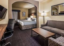 Best Western Plus Hill Country Suites 4