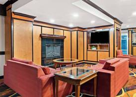 Days Inn & Suites by Wyndham Warren 3