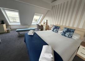 Boathouse Hotel 4