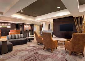 Courtyard by Marriott Bloomington Normal 2