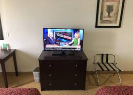 Days Inn & Suites by Wyndham Conroe North 5