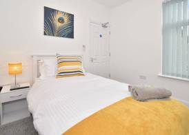 Townhouse @ 86 Brooklyn Street Crewe 3