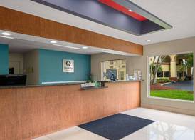 Quality Inn Sarasota I-75 3