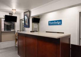 Travelodge by Wyndham Everett City Center 2