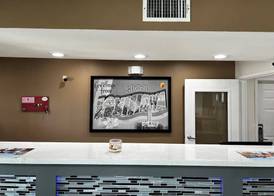 Super 8 by Wyndham Slidell 5