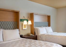 Holiday Inn DENVER EAST by IHG 4