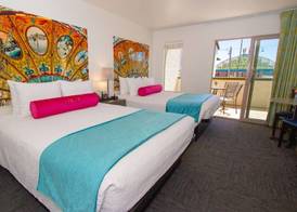 Carousel Beach Inn 4