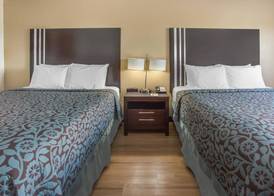 Days Inn by Wyndham Le Roy/Bloomington Southeast 3